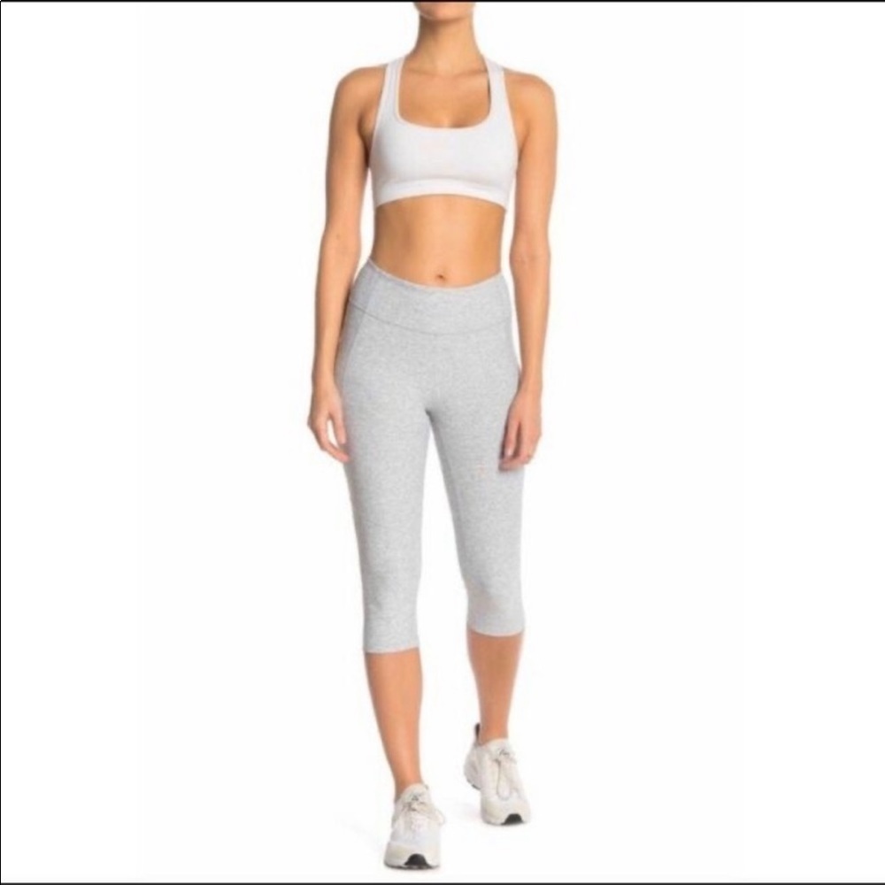 Outdoor Voices Gray Cropped Workout Leggings Capris Small